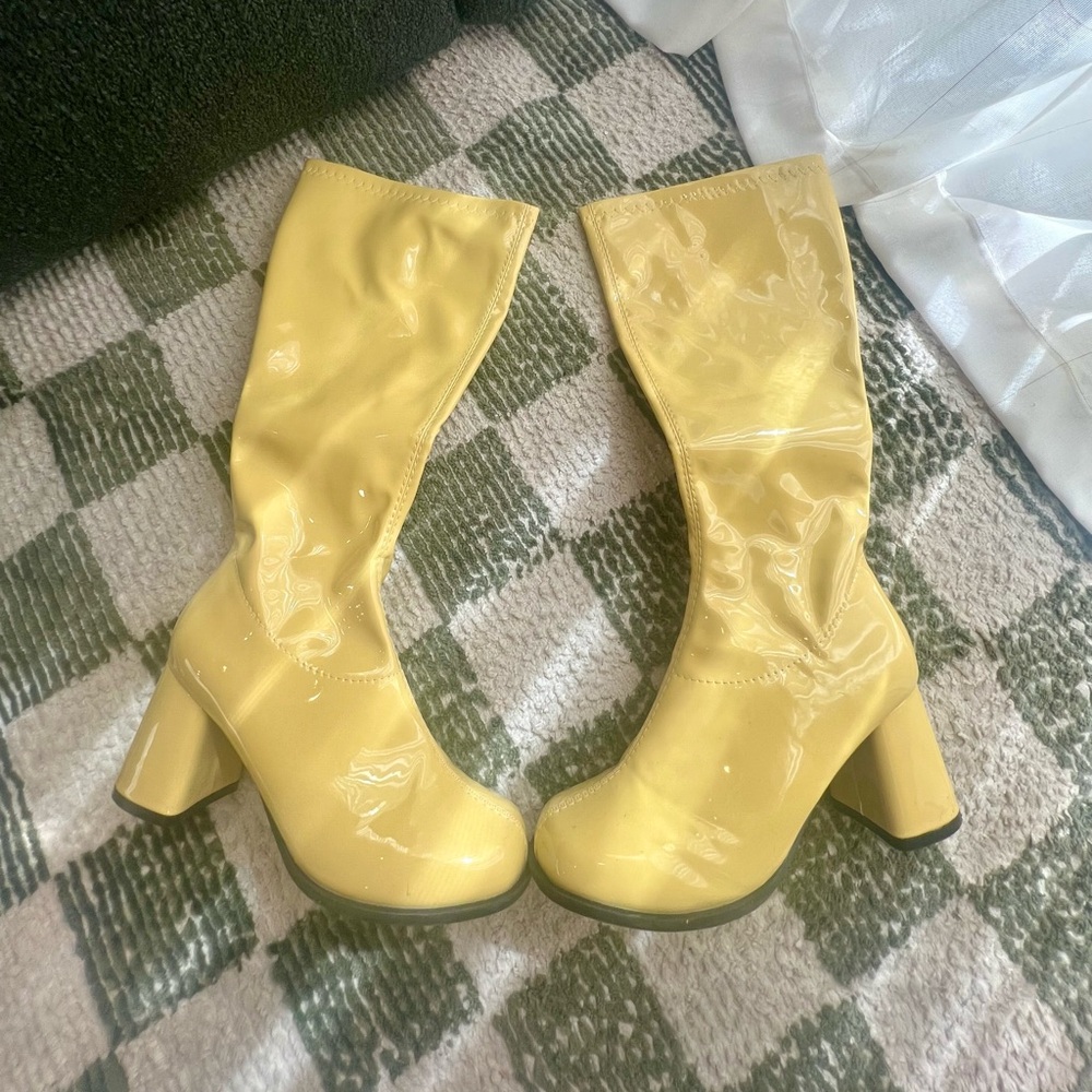 Ellie Shoes Women’s Yellow Knee High Boots